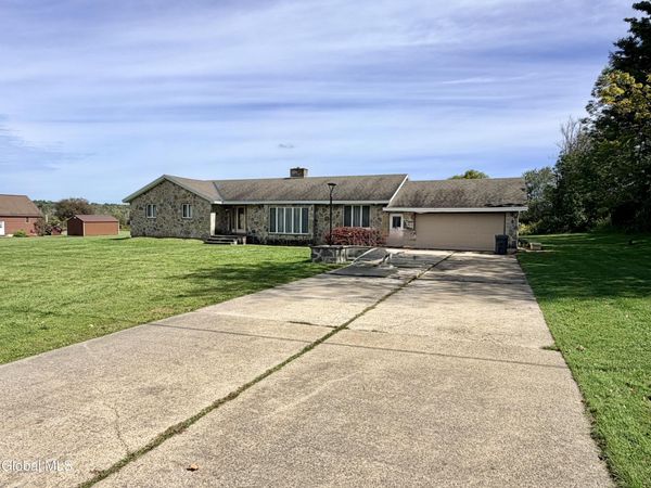 499 McKay Road, Amsterdam, NY 12010