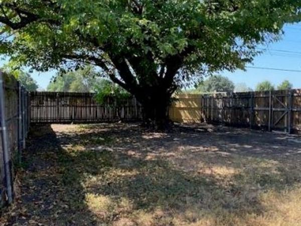 2022 Tiehack Lane, Garland, TX 75044