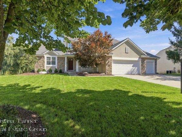 1172 Dogwood Meadows Drive SE, Ada, MI 49301
