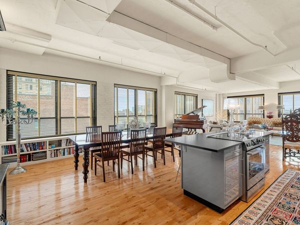 210 Lincoln Street, Unit 604, Boston, MA 02111
