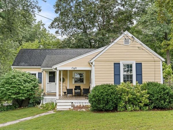8 Moore Road, Westford, MA 01886