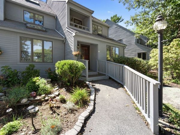 612 Essex Ave, Unit 5, Gloucester, MA 01930