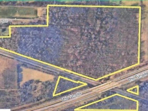 Oberlin Road , Elyria, OH 44035