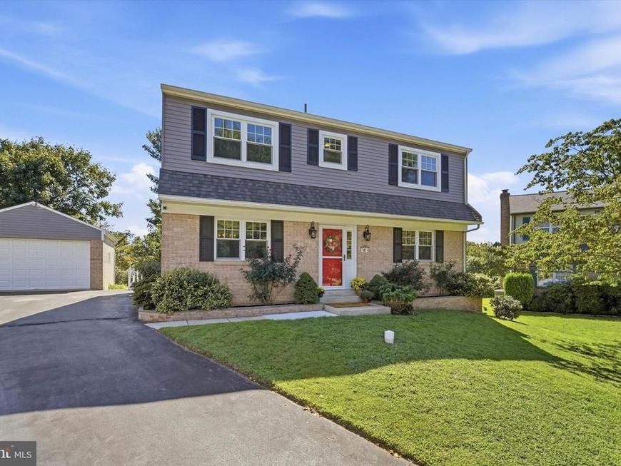 1814 Lynnewood Drive, Havertown, PA 19083 Main Photo