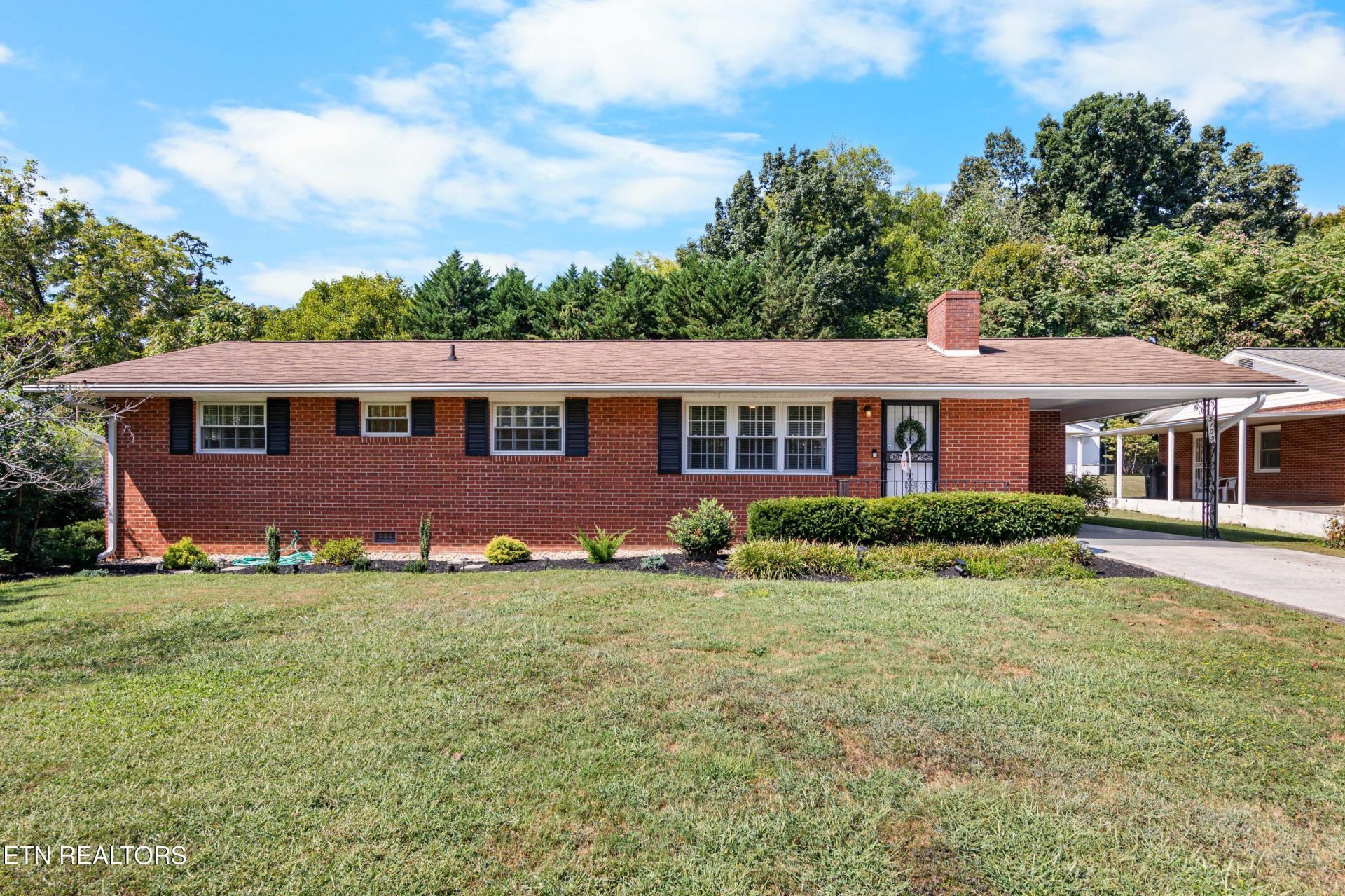 3105 Hazelwood Rd, Knoxville, TN 37921 Main Photo