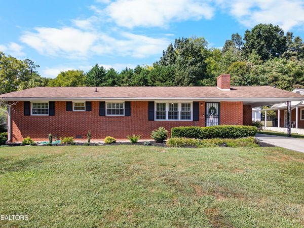 3105 Hazelwood Rd, Knoxville, TN 37921