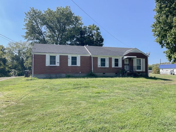 22 E Thompson Ln , Nashville, TN 37211
