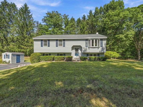 7 Bancroft Road, Londonderry, NH 03053