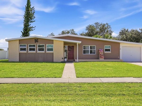 2424 WARNE STREET , PORT CHARLOTTE, FL 33952