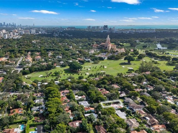 1530 Catalonia Ave , Coral Gables, FL 33134