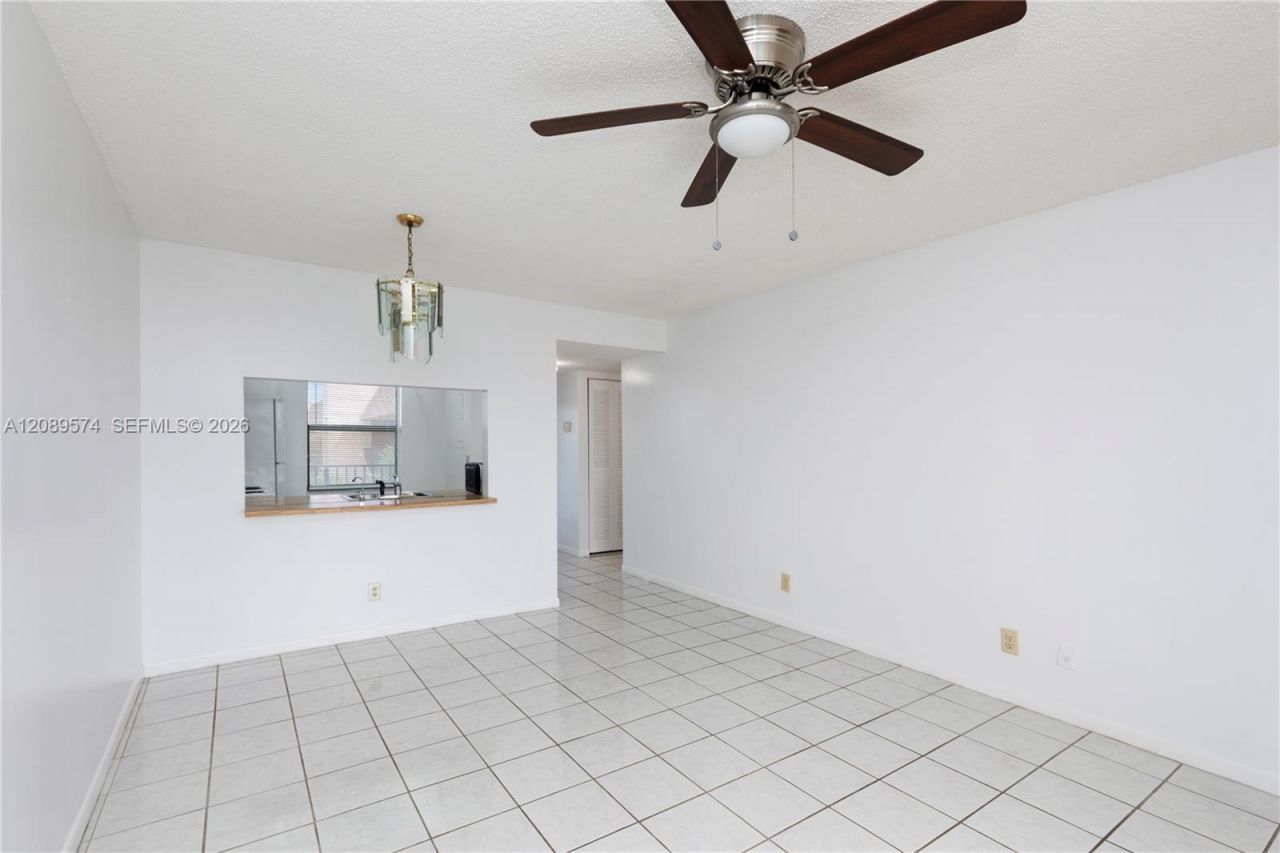 2711 NW 104th Ave , Unit 407, Sunrise, FL 33322 Photo