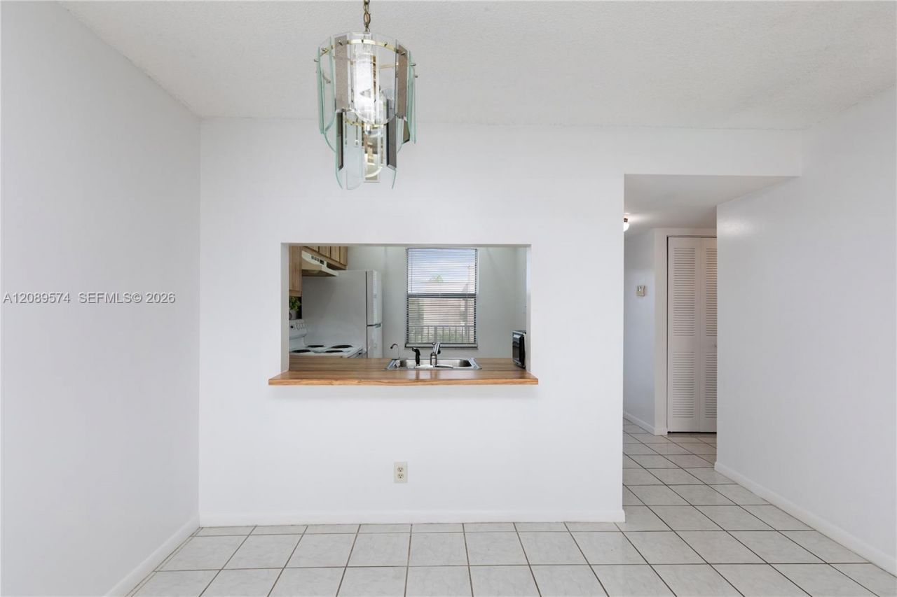 2711 NW 104th Ave , Unit 407, Sunrise, FL 33322 Photo