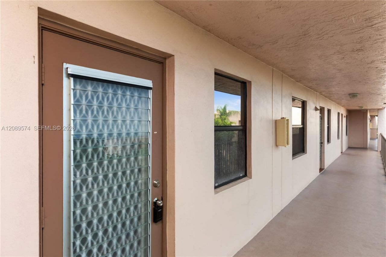 2711 NW 104th Ave , Unit 407, Sunrise, FL 33322 Photo