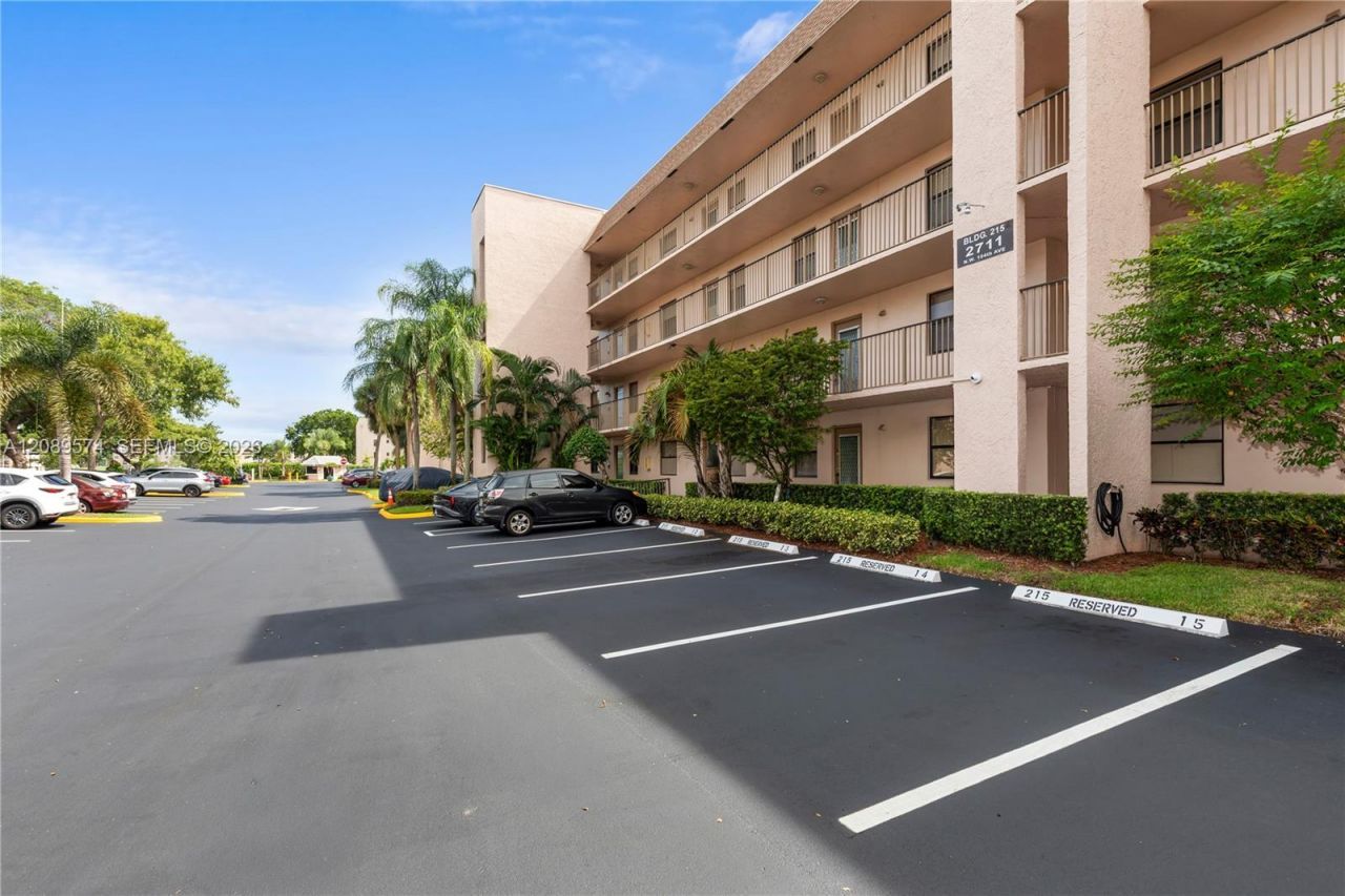 2711 NW 104th Ave , Unit 407, Sunrise, FL 33322 Photo