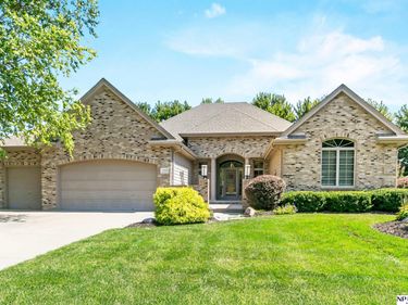 1219 S 195 Street, Omaha, NE 68130