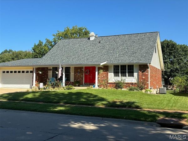 2675 Cliffwood Trail, St Louis, MO 63129