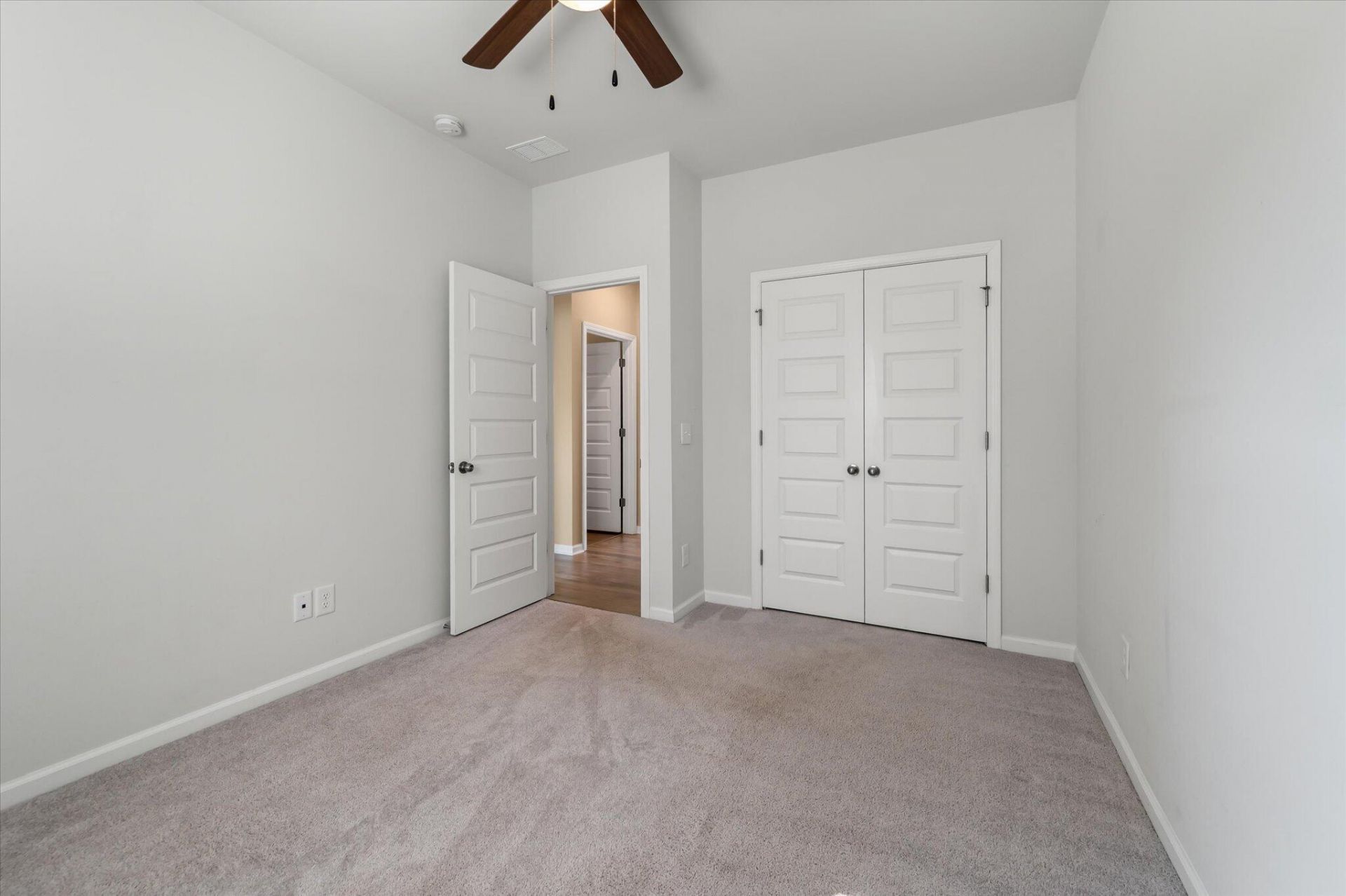 122 Woodland Oak Way Photo 18