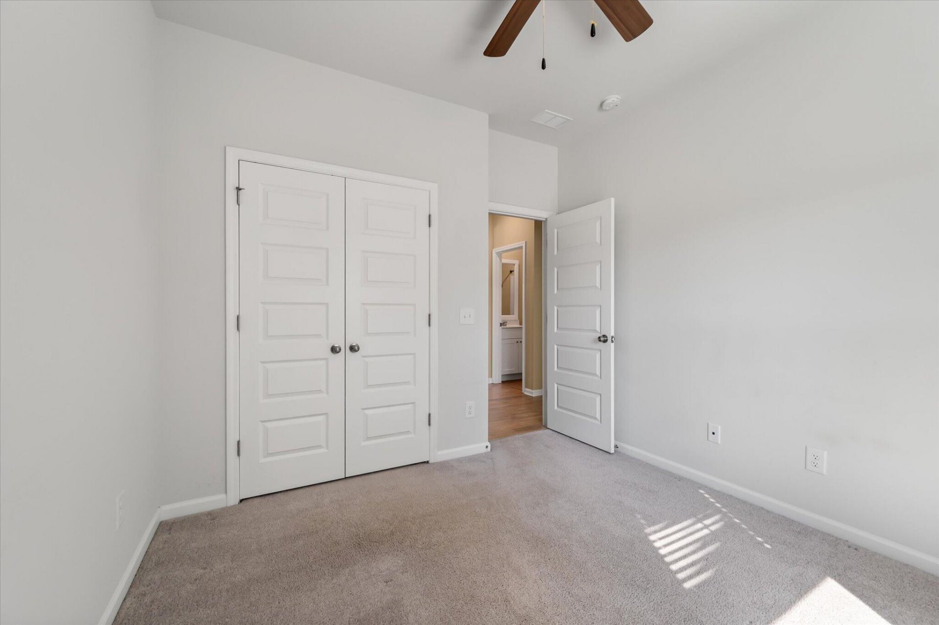 122 Woodland Oak Way Photo 19