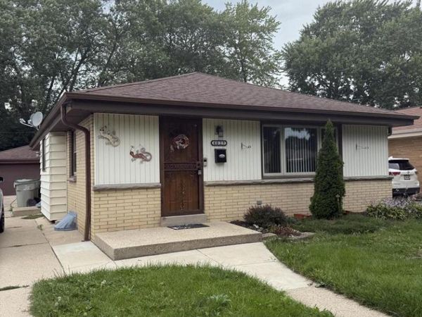 4029 N 72nd STREET, Milwaukee, WI 53216