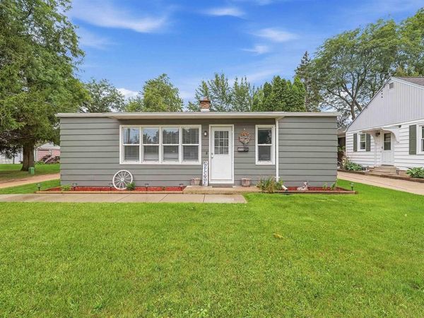 550 RUSSELL STREET, Fond Du Lac, WI 54935
