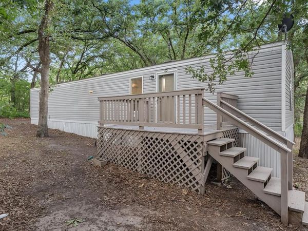 210 Ben Lacy Drive , Gun Barrel City, TX 75156