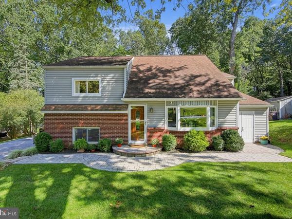 28 SUNSET DRIVE , PAOLI, PA 19301