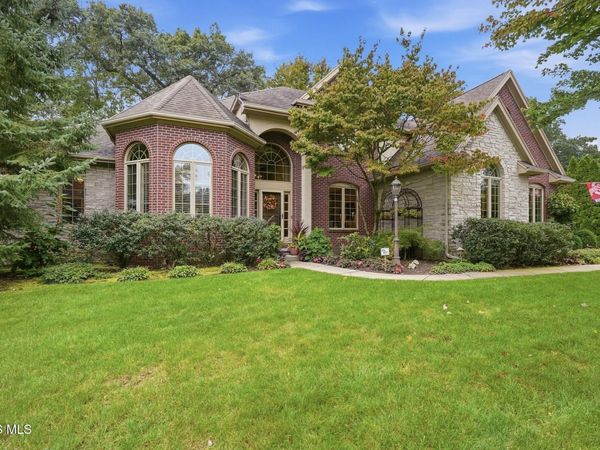 4611 Fairway Lane, Sylvania, OH 43560