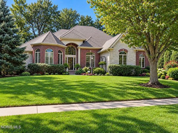 4611 Fairway Lane , Sylvania, OH 43560