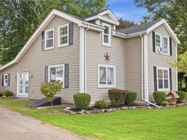 10537 Harper Road , Darien Center, NY 14040