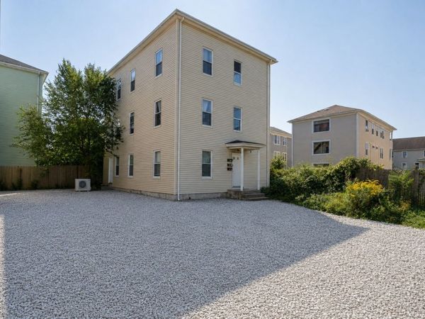 49.5-51 Ellsworth St, Worcester, MA 01610