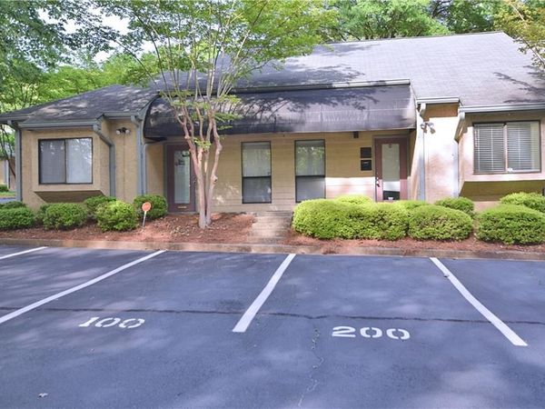 875 Old Roswell Road , Unit F200, Roswell, GA 30076