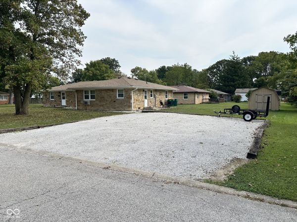 1215 Raymond Street, Plainfield, IN 46168