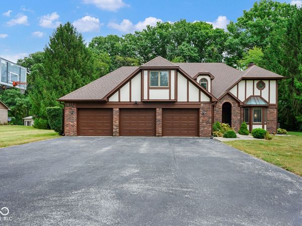 1767 N Sugar Creek Trail , Greenfield, IN 46140