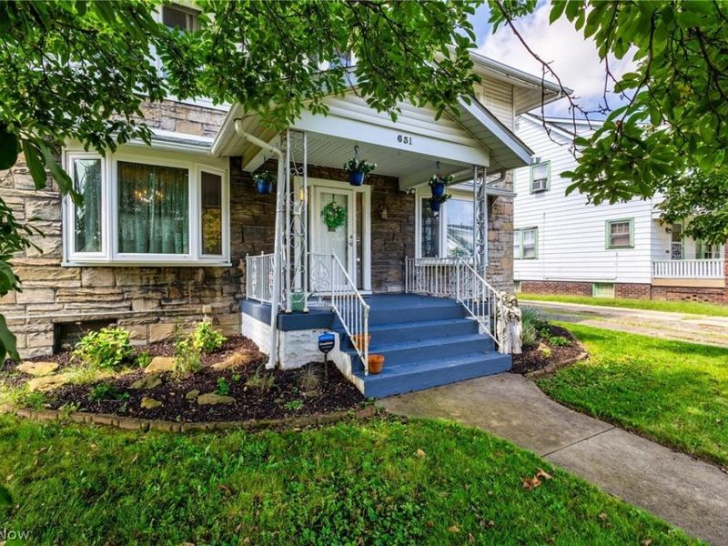 631 Lawson Avenue , Steubenville, OH 43952 Photo 2
