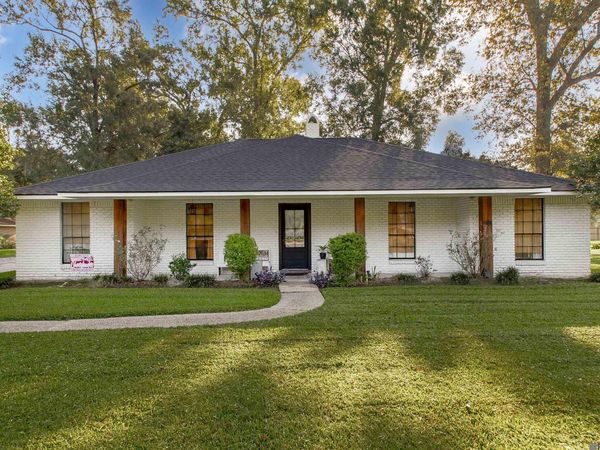 7634 Conestoga Dr, Greenwell Springs, LA 70739