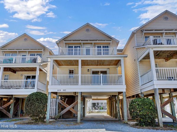 818 N New River Drive, Unit 102, Surf City, NC 28445
