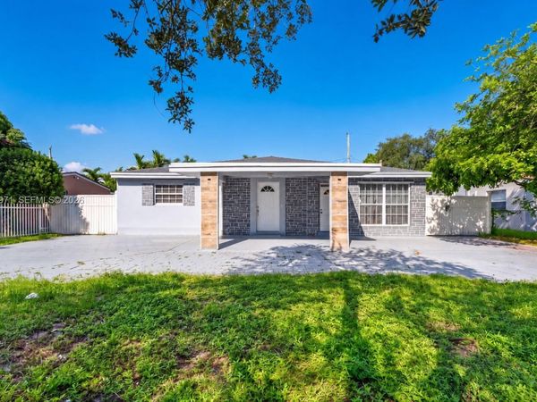 730 N 64th Ave, Hollywood, FL 33024
