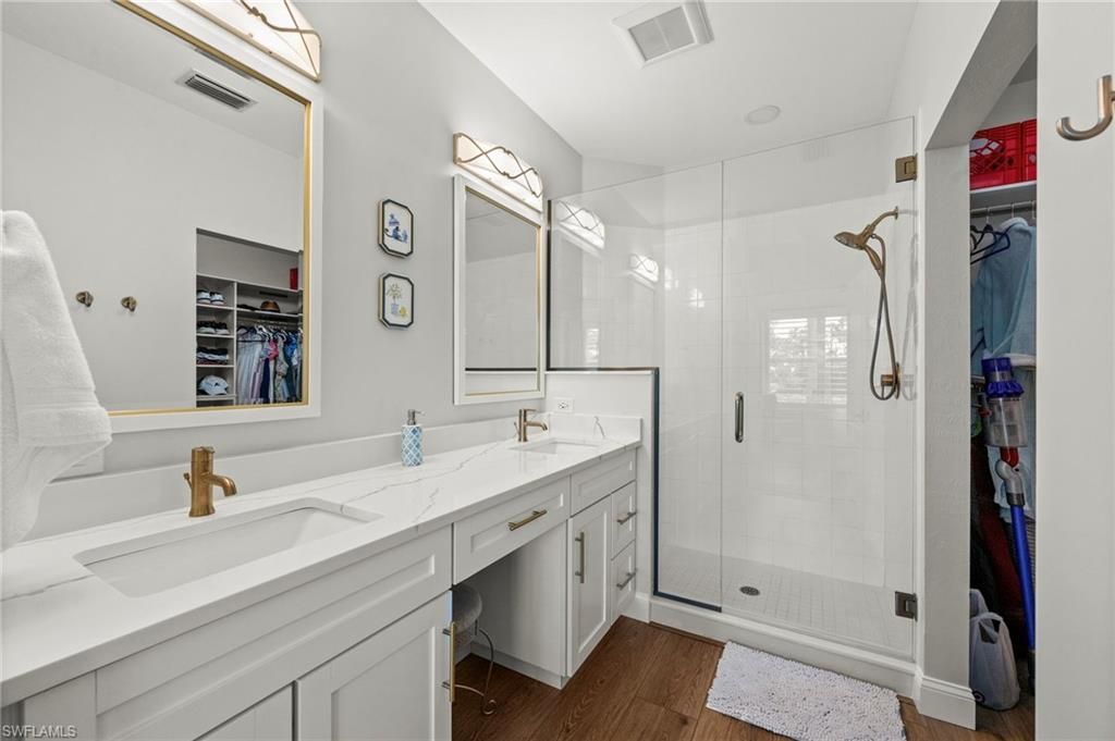 9331 Spring Run Blvd, Unit 3005, Estero, FL 34135 Photo