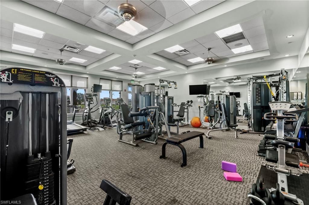 9331 Spring Run Blvd, Unit 3005, Estero, FL 34135 Photo