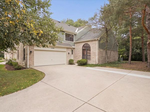 11458 Ashley Woods Drive , Westchester, IL 60154