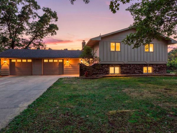 569 327th Avenue NE, Cambridge, MN 55008
