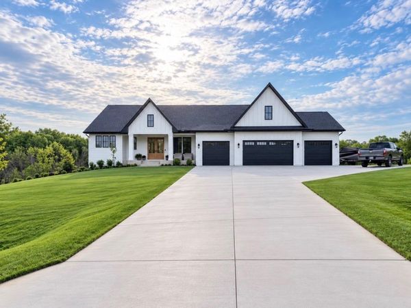 9763 Frontier Lane , Lakeville, MN 55044
