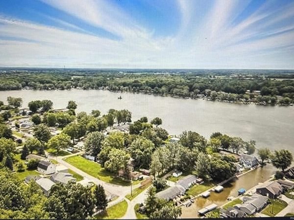 7150 S 165 E, Wolcottville, IN 46795