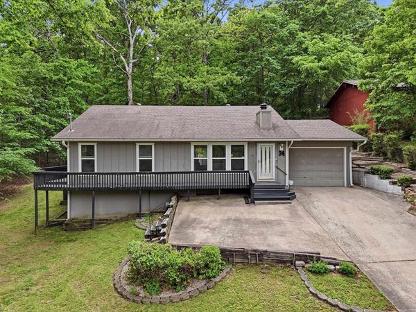 34 Wentworth Drive, Bella Villa, AR 72715