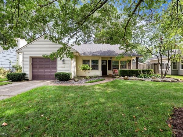 127 Edgewood Drive , Berea, OH 44017