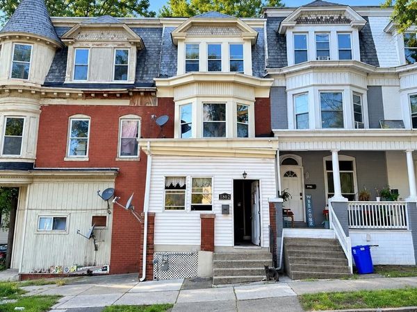 1802 WALNUT STREET , HARRISBURG, PA 17103