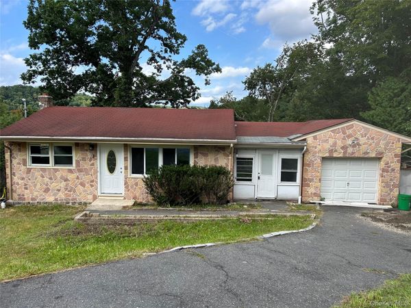 11 Ann Place , Sloatsburg, NY 10974