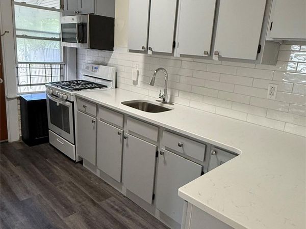 1228 Rosedale Avenue , Bronx, NY 10472
