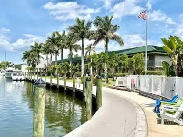 7150 N TAMIAMI TRAIL, Unit C216, SARASOTA, FL 34243