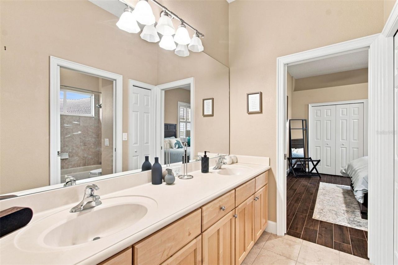 10801 Barbados Isle Drive, Tampa, FL 33647 Photo